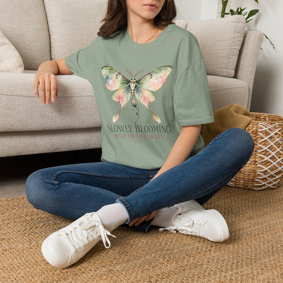 Slowly Blooming T-Shirt TE66